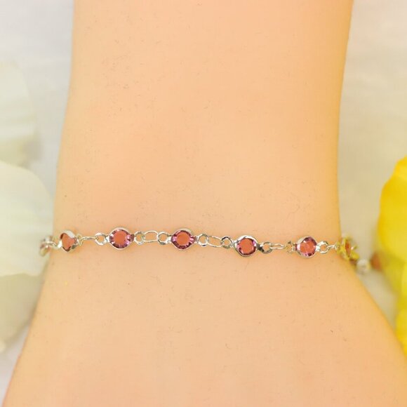 Minimalist Bracelet, Sleek & Modern Design, Women’s Fashion, YC110484-B - Picture 1 of 10